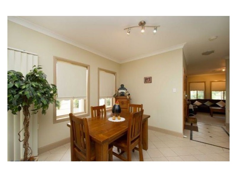 20 Lochview Crescent, Mount Annan NSW 2567