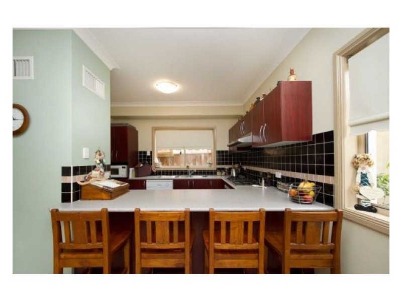 20 Lochview Crescent, Mount Annan NSW 2567