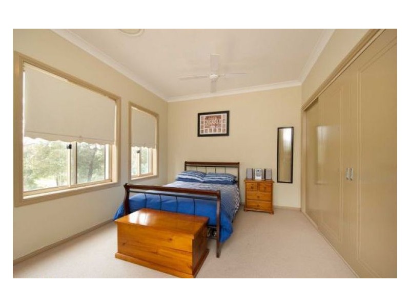 20 Lochview Crescent, Mount Annan NSW 2567