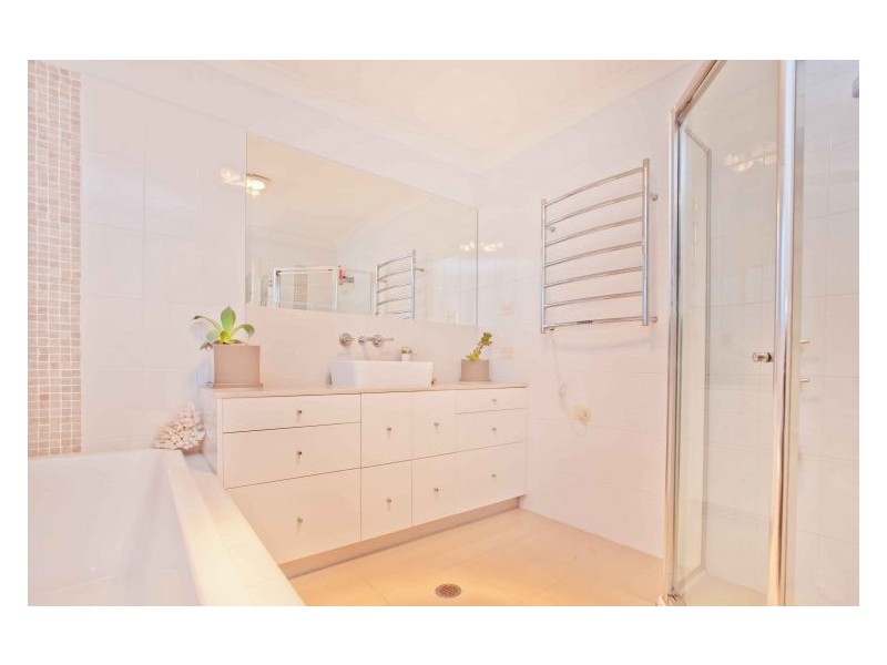 8 Hillier Close, Camden Park NSW 2570