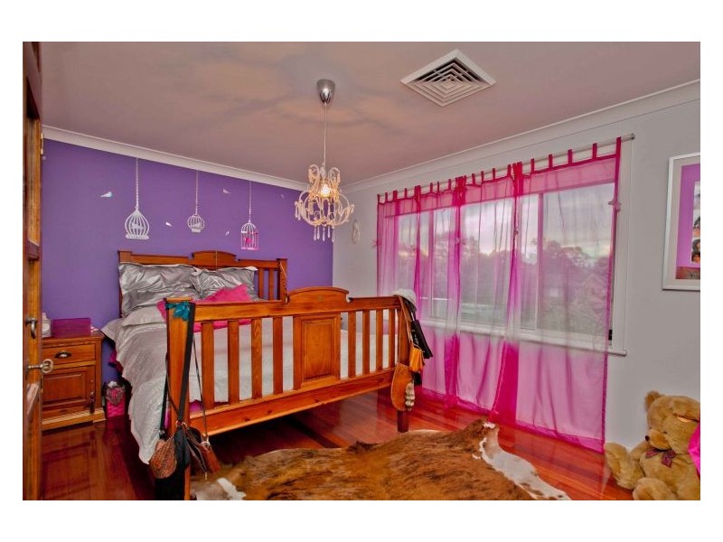 8 Hillier Close, Camden Park NSW 2570