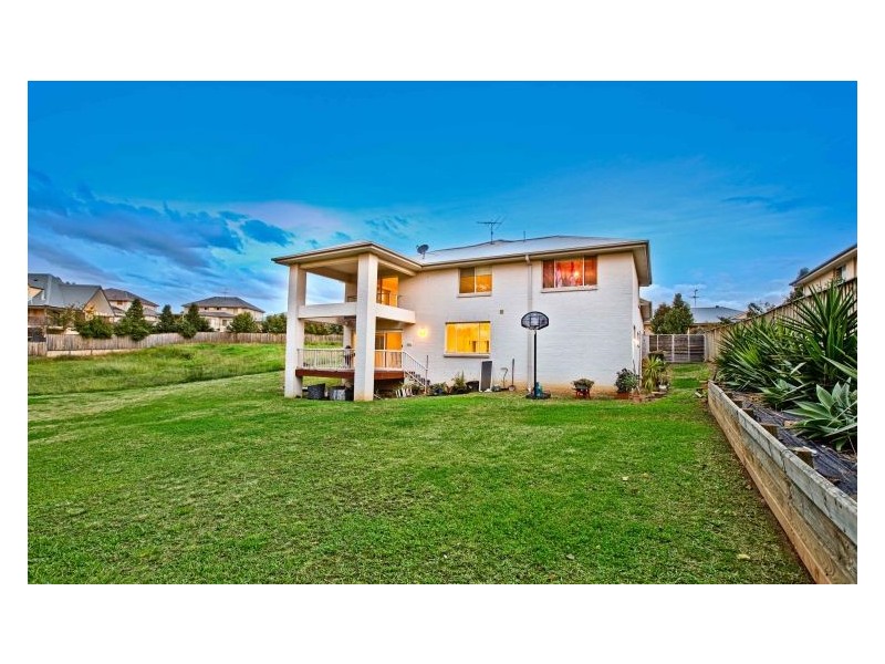 8 Hillier Close, Camden Park NSW 2570