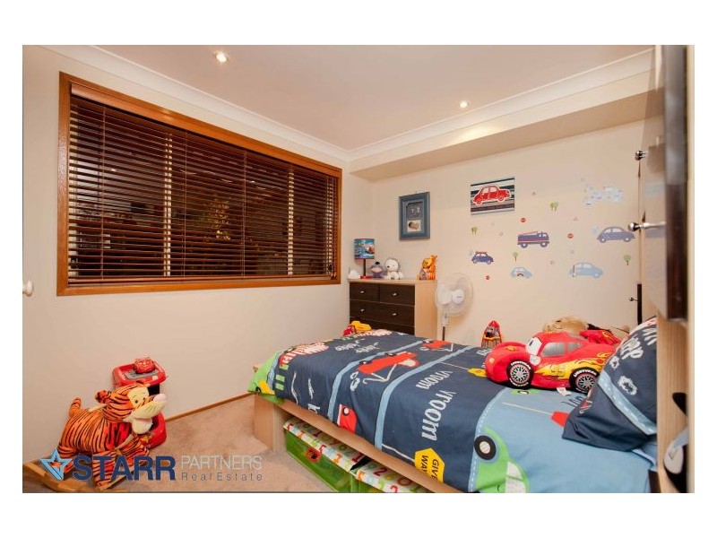 16 Glenfield Drive, Currans Hill NSW 2567