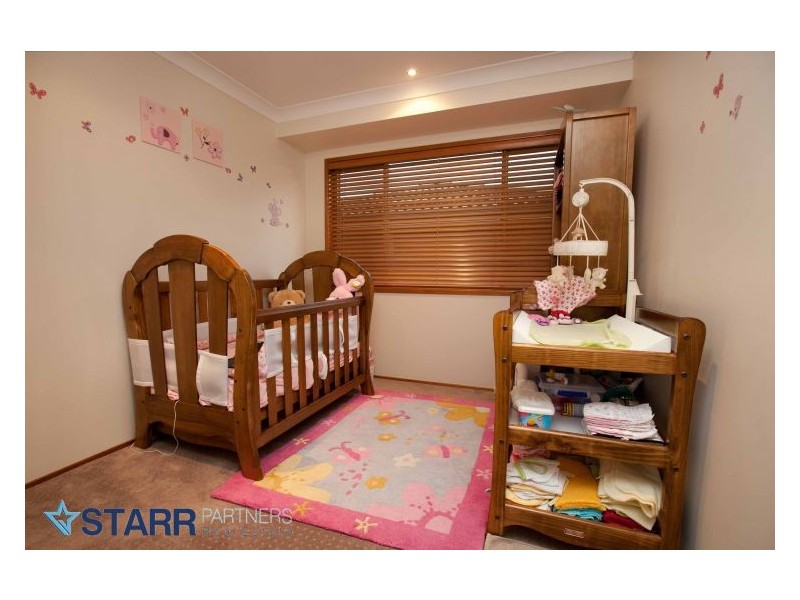 16 Glenfield Drive, Currans Hill NSW 2567