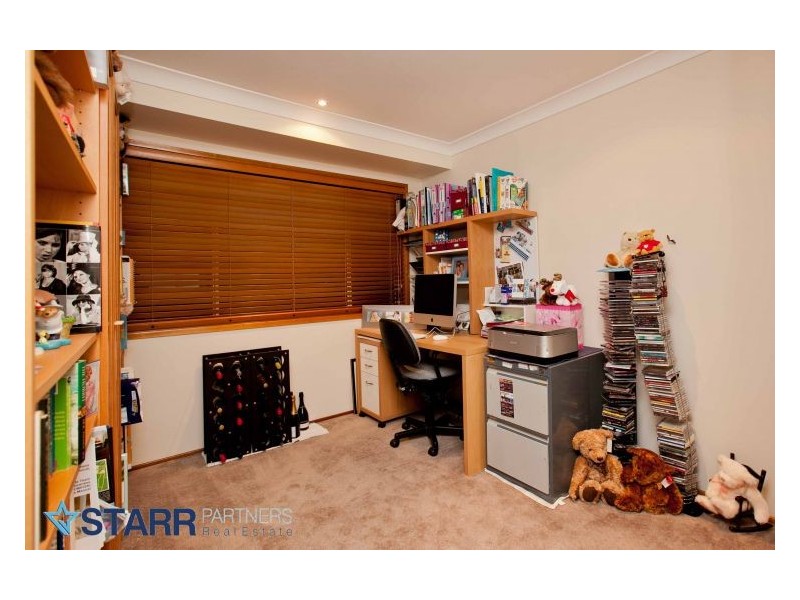 16 Glenfield Drive, Currans Hill NSW 2567