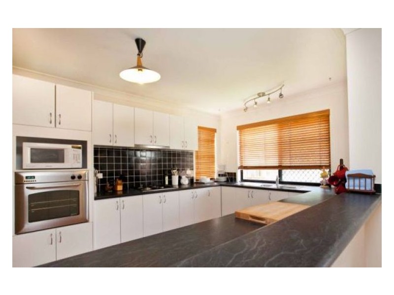 16 The Whitewater, Mount Annan NSW 2567