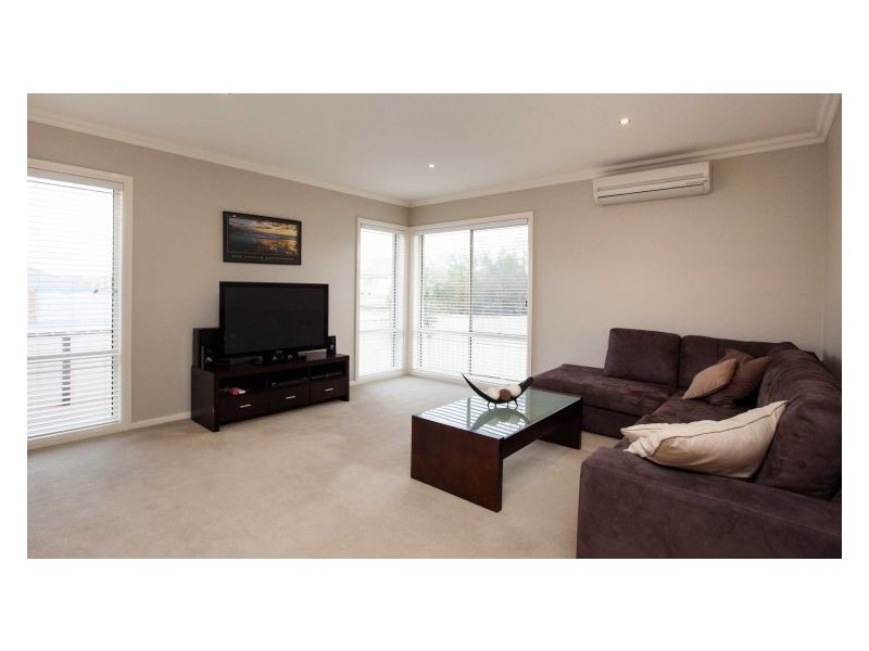 25 Goodenia Road, Mount Annan NSW 2567