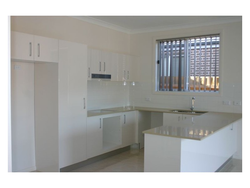 35 Belmont Avenue, Spring Farm NSW 2570