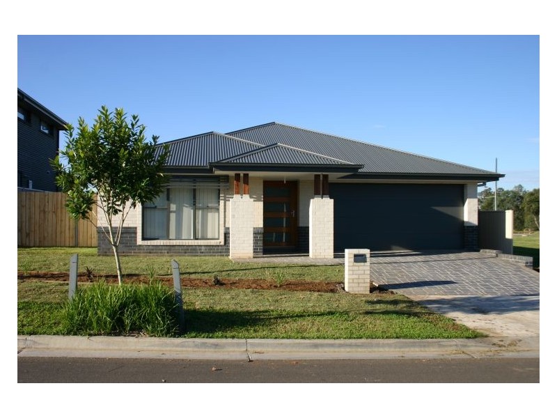 6 Fury Street, Oran Park NSW 2570