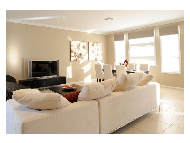 16 Healy Avenue, Gregory Hills NSW 2557