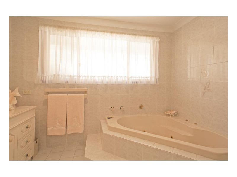 5 Oscar Ramsay Drive, Boambee East NSW 2452