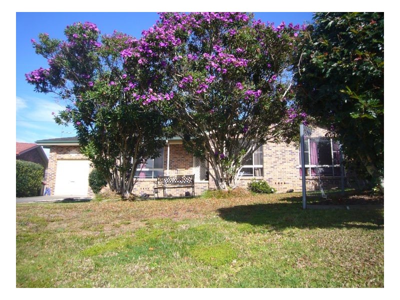 17 Cuthbert Street, Boambee East NSW 2452