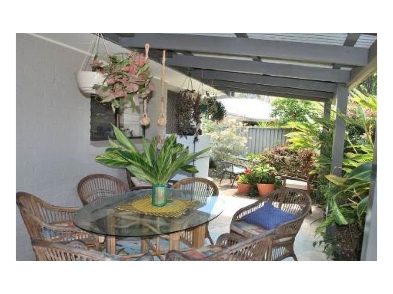 27a Dirrigeree Crescent, Sawtell NSW 2452