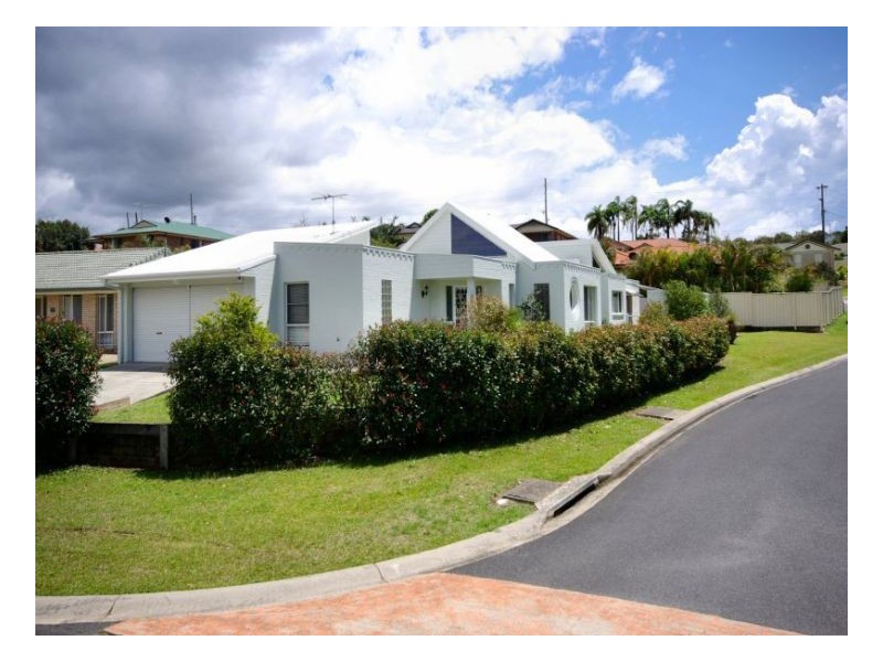 1 Celeste Place, Bonville NSW 2441