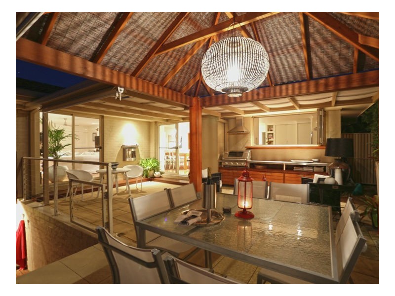 15 Tom Albert Place, Sawtell NSW 2452