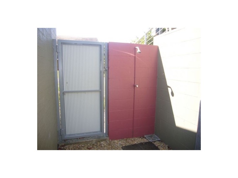 2/11 Honeysuckle street, Sawtell NSW 2452