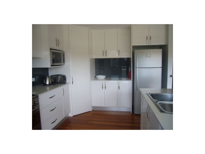 2/11 Honeysuckle street, Sawtell NSW 2452