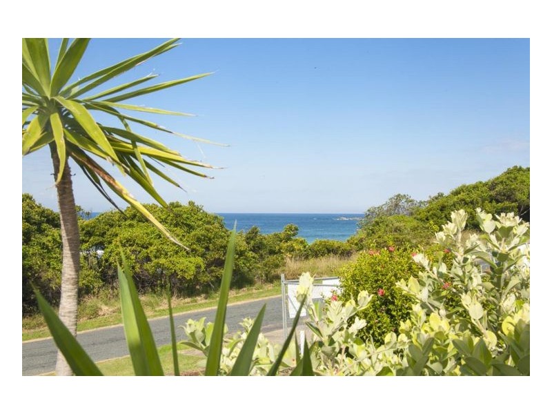 13 Twenty-Second Ave, Sawtell NSW 2452