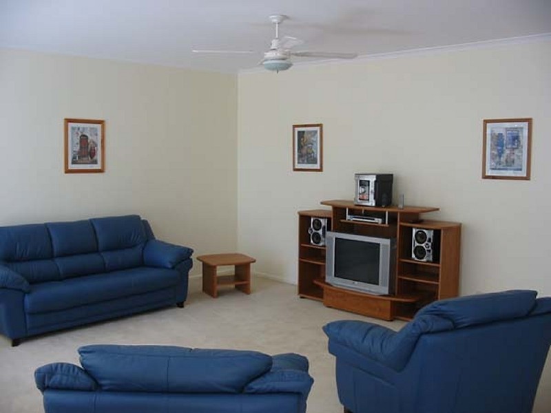 2/6 FOURTH AVENUE, Sawtell NSW 2452