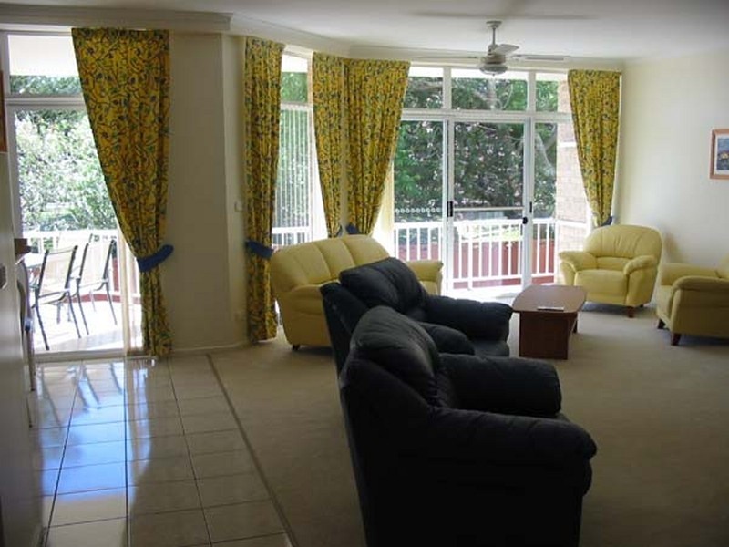 2/6 FOURTH AVENUE, Sawtell NSW 2452