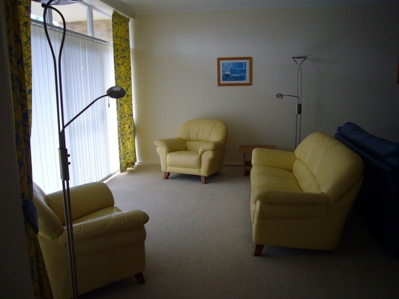 2/6 FOURTH AVENUE, Sawtell NSW 2452