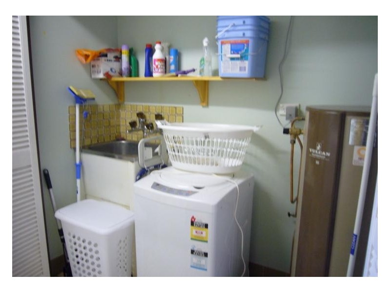 9/4 LALAGULI DRIVE, Toormina NSW 2452