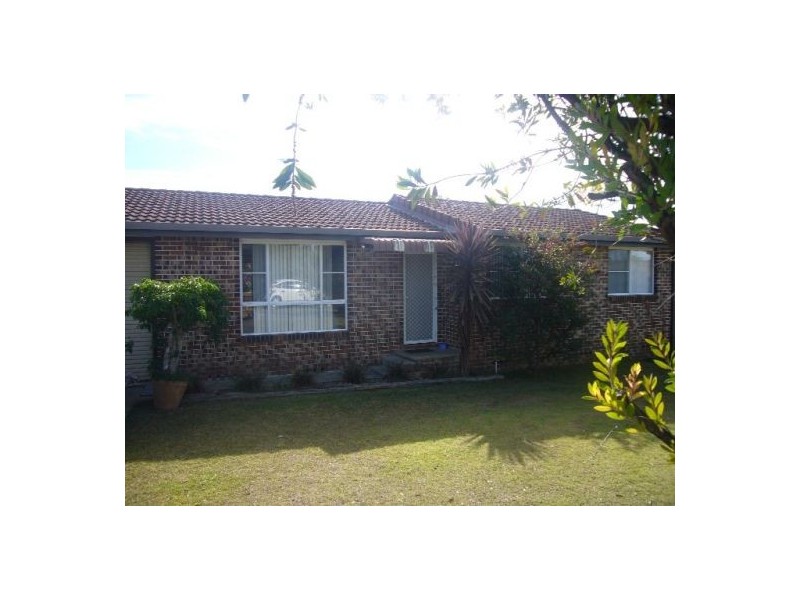 8 MACNAMARA CLOSE, Toormina NSW 2452