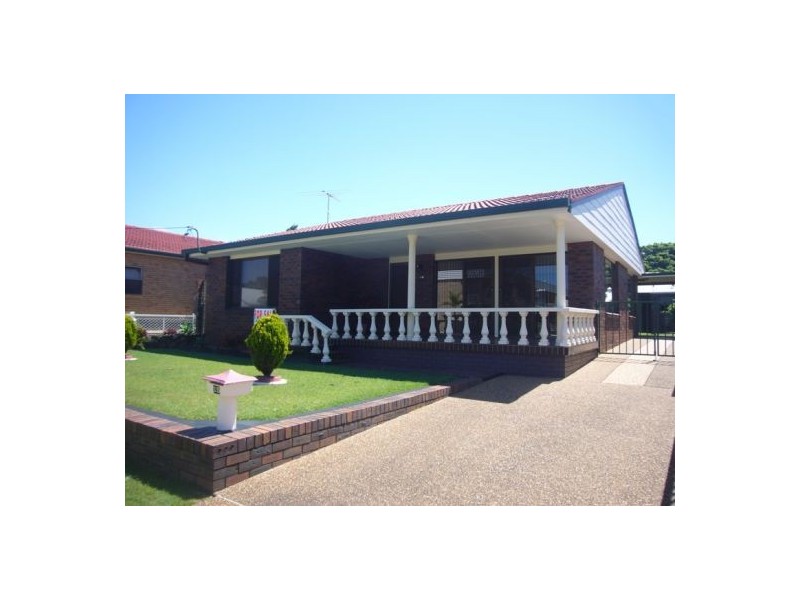 15 FOURTH AVENUE, Sawtell NSW 2452