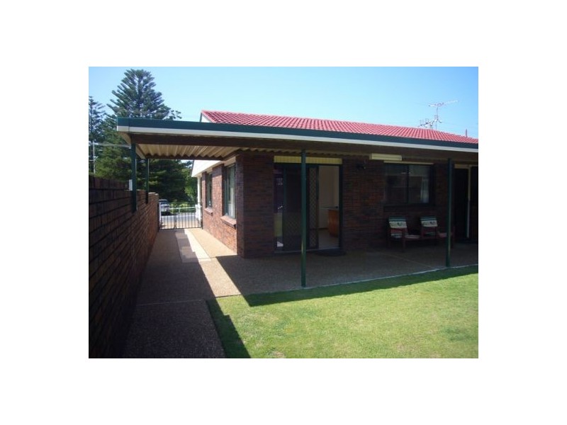 15 FOURTH AVENUE, Sawtell NSW 2452