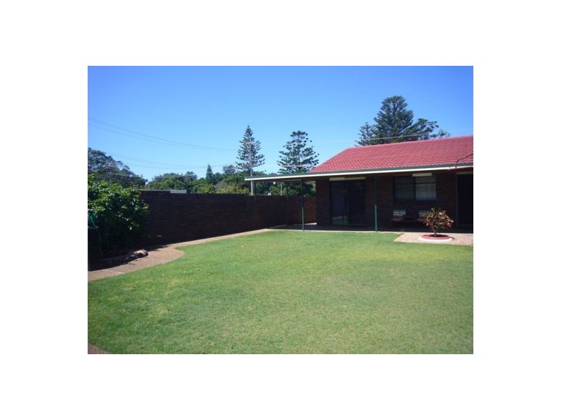 15 FOURTH AVENUE, Sawtell NSW 2452