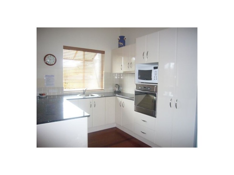 2/2 FIRST AVENUE, Sawtell NSW 2452