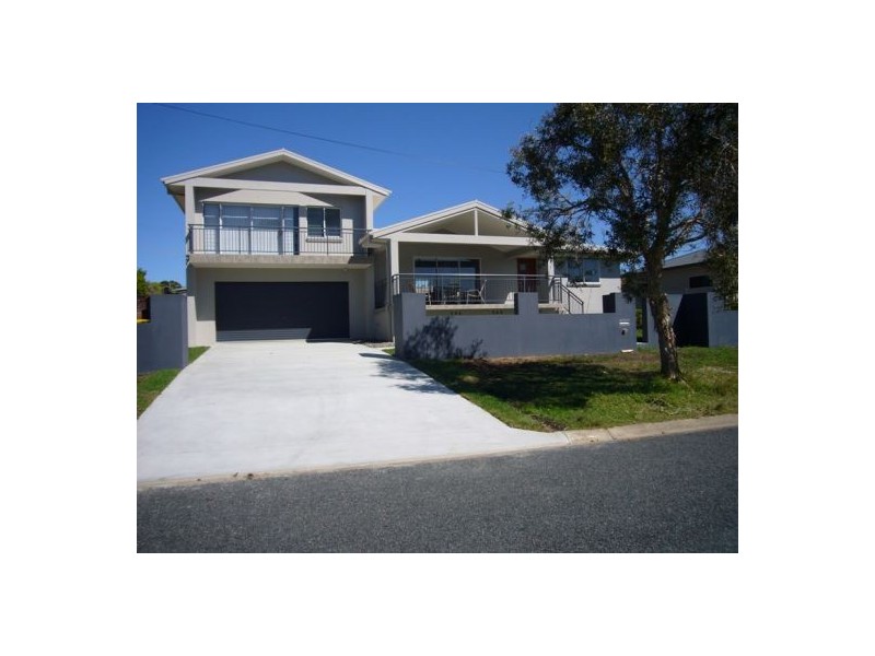 9 SEVENTEENTH AVENUE, Sawtell NSW 2452