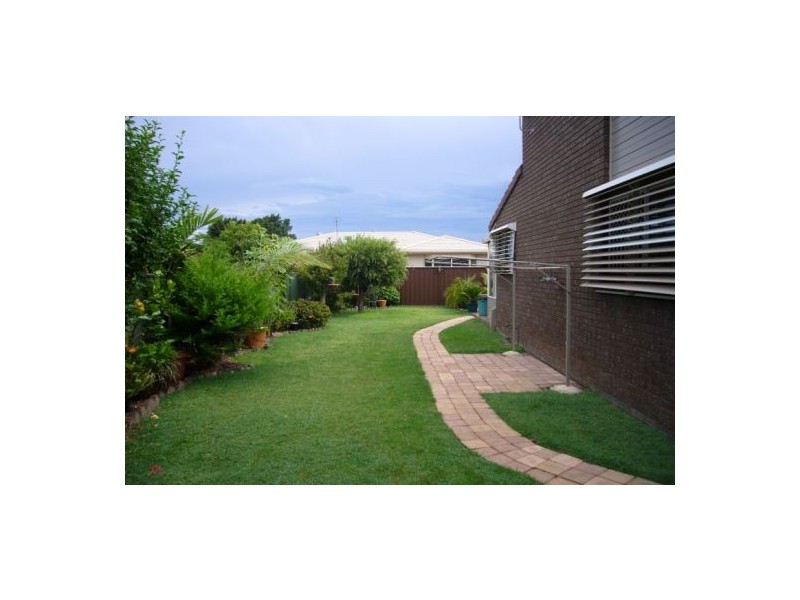 2/11 Eighth Avenue, Sawtell NSW 2452