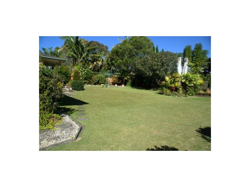 4 DIRRIGEREE CRESCENT, Sawtell NSW 2452