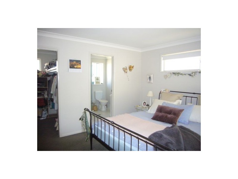 16 PADDYMELON CRT, Bonville NSW 2441