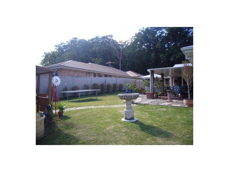 16 PADDYMELON CRT, Bonville NSW 2441