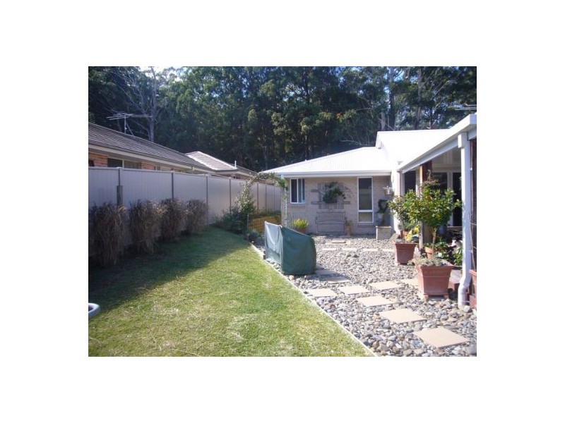 16 PADDYMELON CRT, Bonville NSW 2441