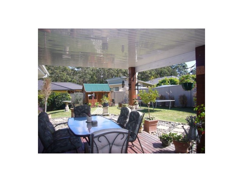 16 PADDYMELON CRT, Bonville NSW 2441