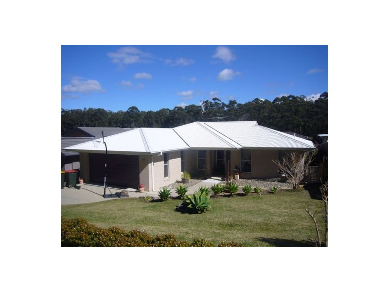 16 PADDYMELON CRT, Bonville NSW 2441