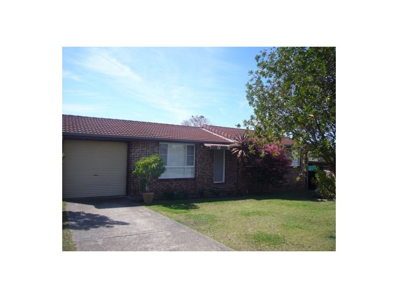 8 MACNAMARA CLOSE, Toormina NSW 2452