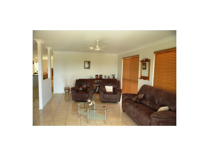 14  Celeste Place, Bonville NSW 2441