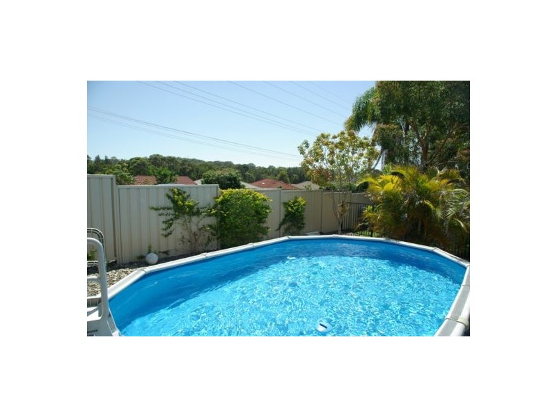 14  Celeste Place, Bonville NSW 2441