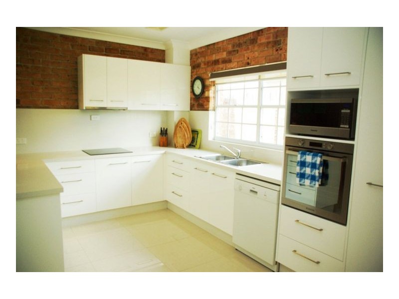 2/76 First Avenue, Sawtell NSW 2452