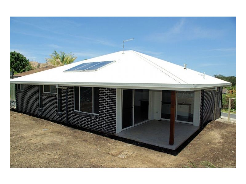 1 Daniel Court, Bonville NSW 2441