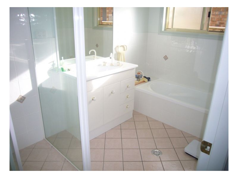 1 Eighth Ave, Sawtell NSW 2452
