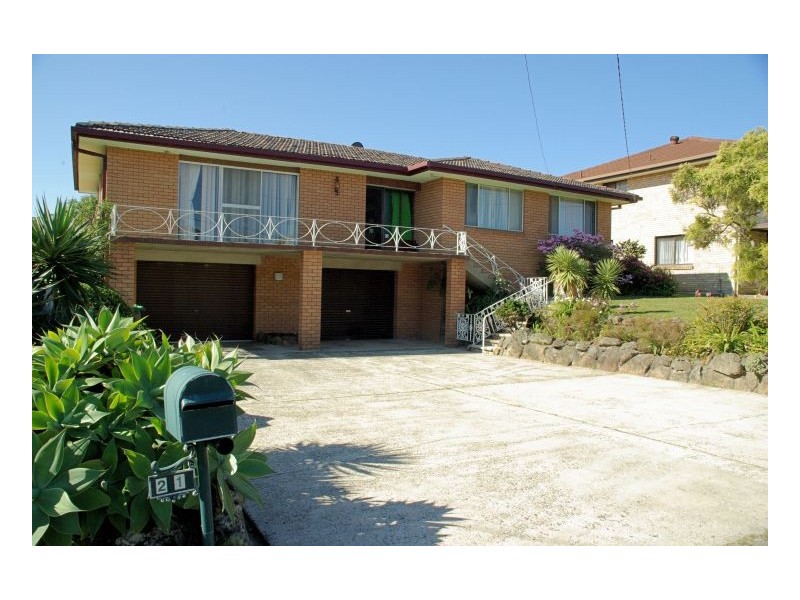 21 Gillibri Crescent, Sawtell NSW 2452