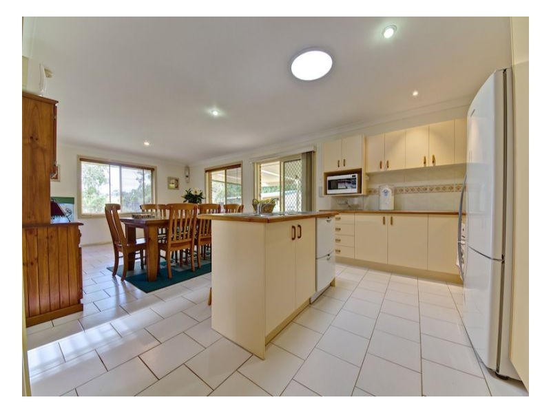 27 Sandpiper Crescent, Boambee East NSW 2452