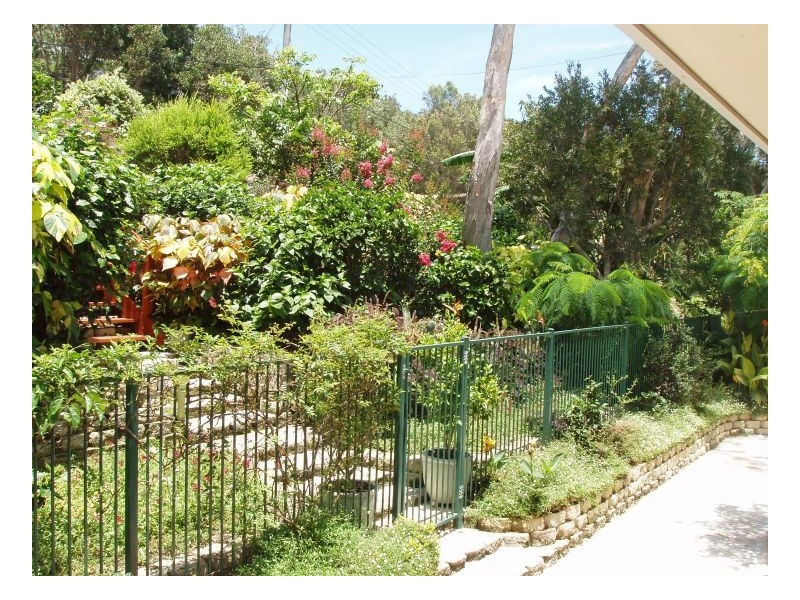 12 Home Street, Hat Head NSW 2440