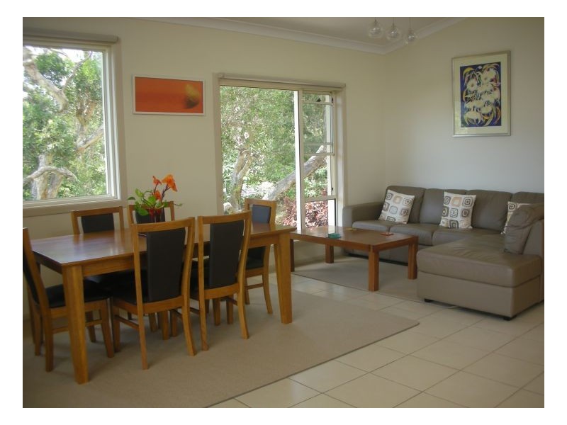 12 Home Street, Hat Head NSW 2440