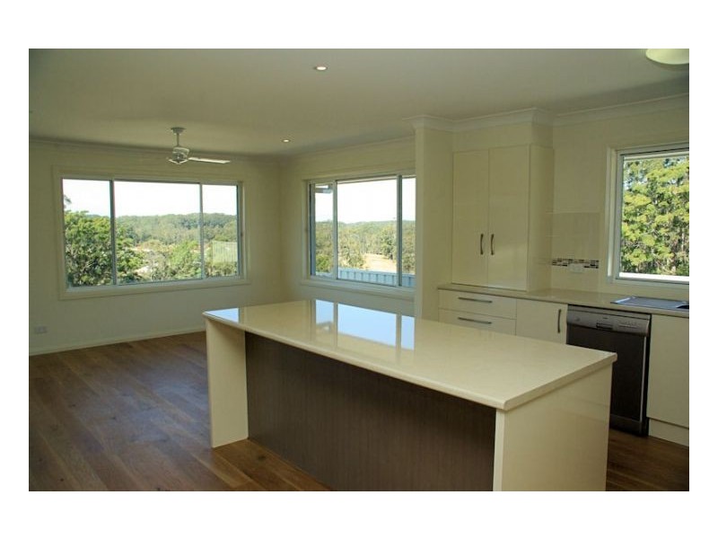 6 Banyo Close, Bonville NSW 2441